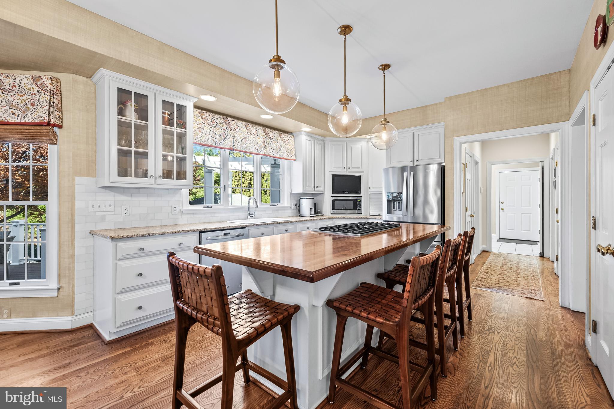 HILLSYDE HUNT - Residential