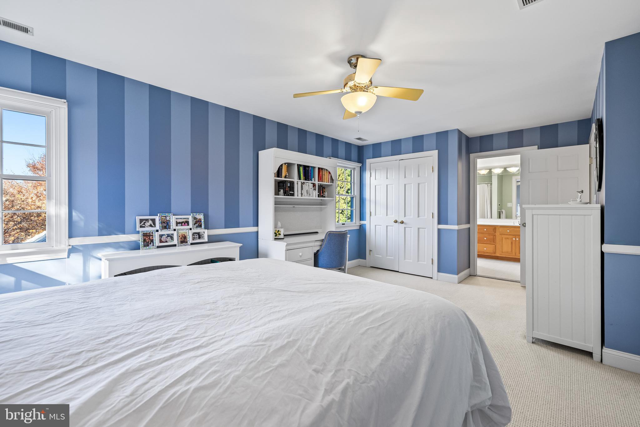 HILLSYDE HUNT - Residential