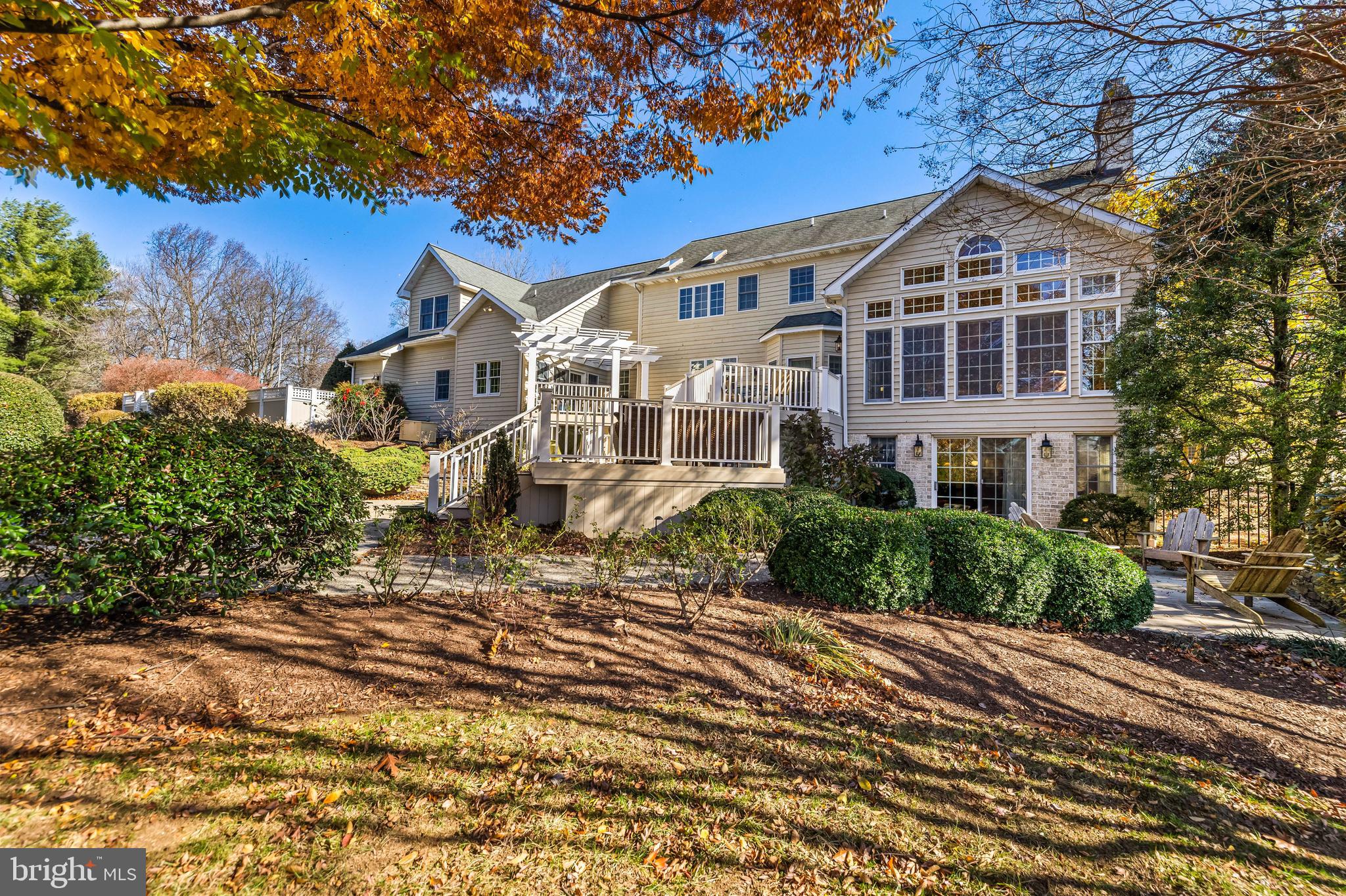 HILLSYDE HUNT - Residential