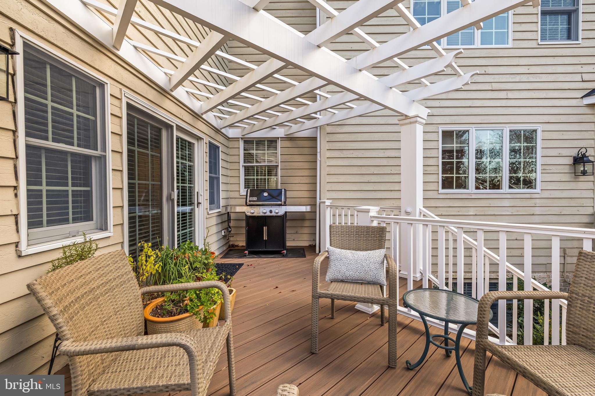 HILLSYDE HUNT - Residential