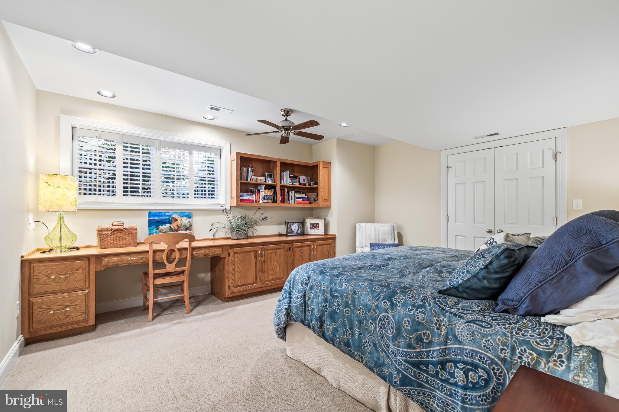 HILLSYDE HUNT - Residential