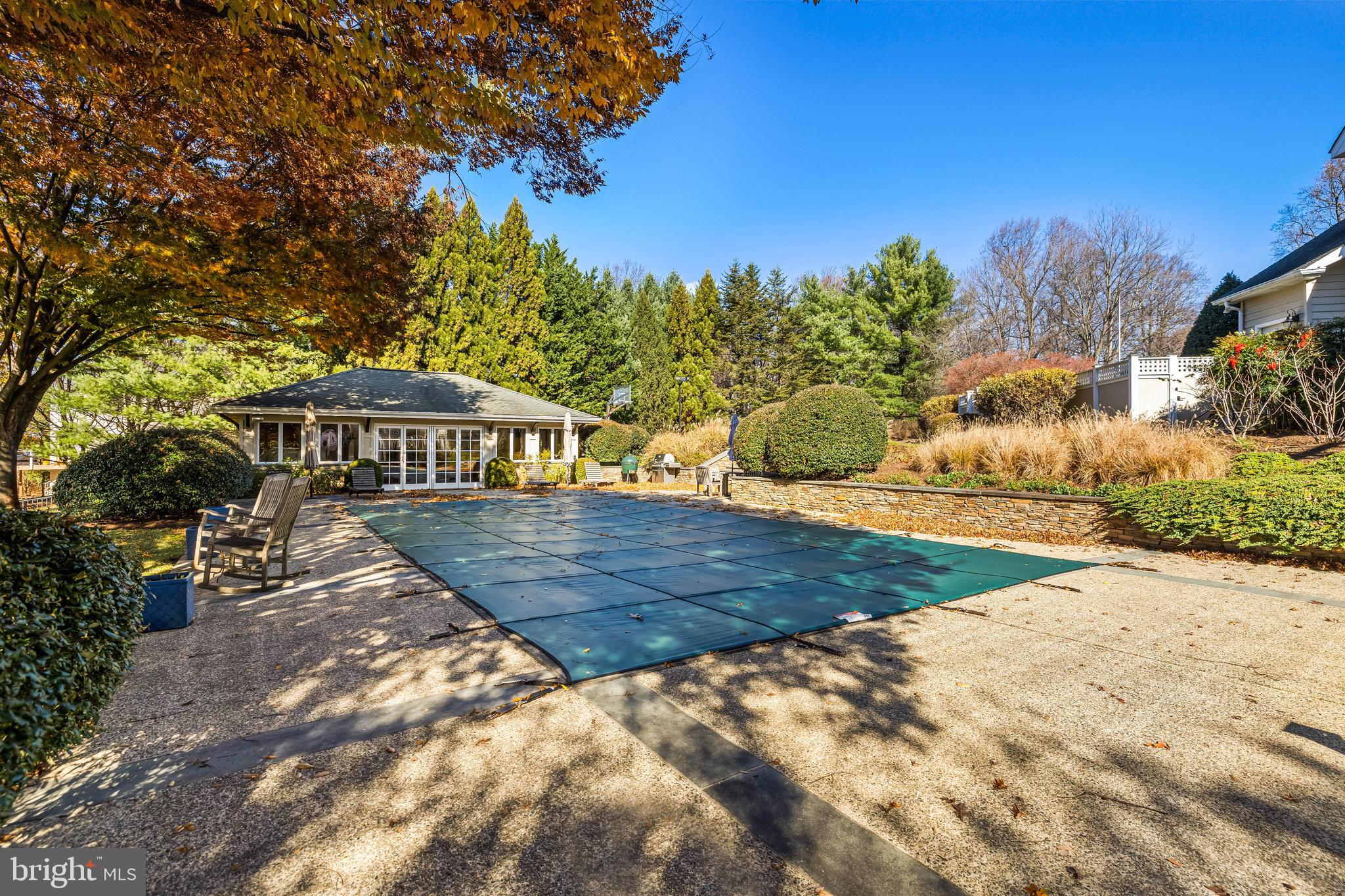 HILLSYDE HUNT - Residential