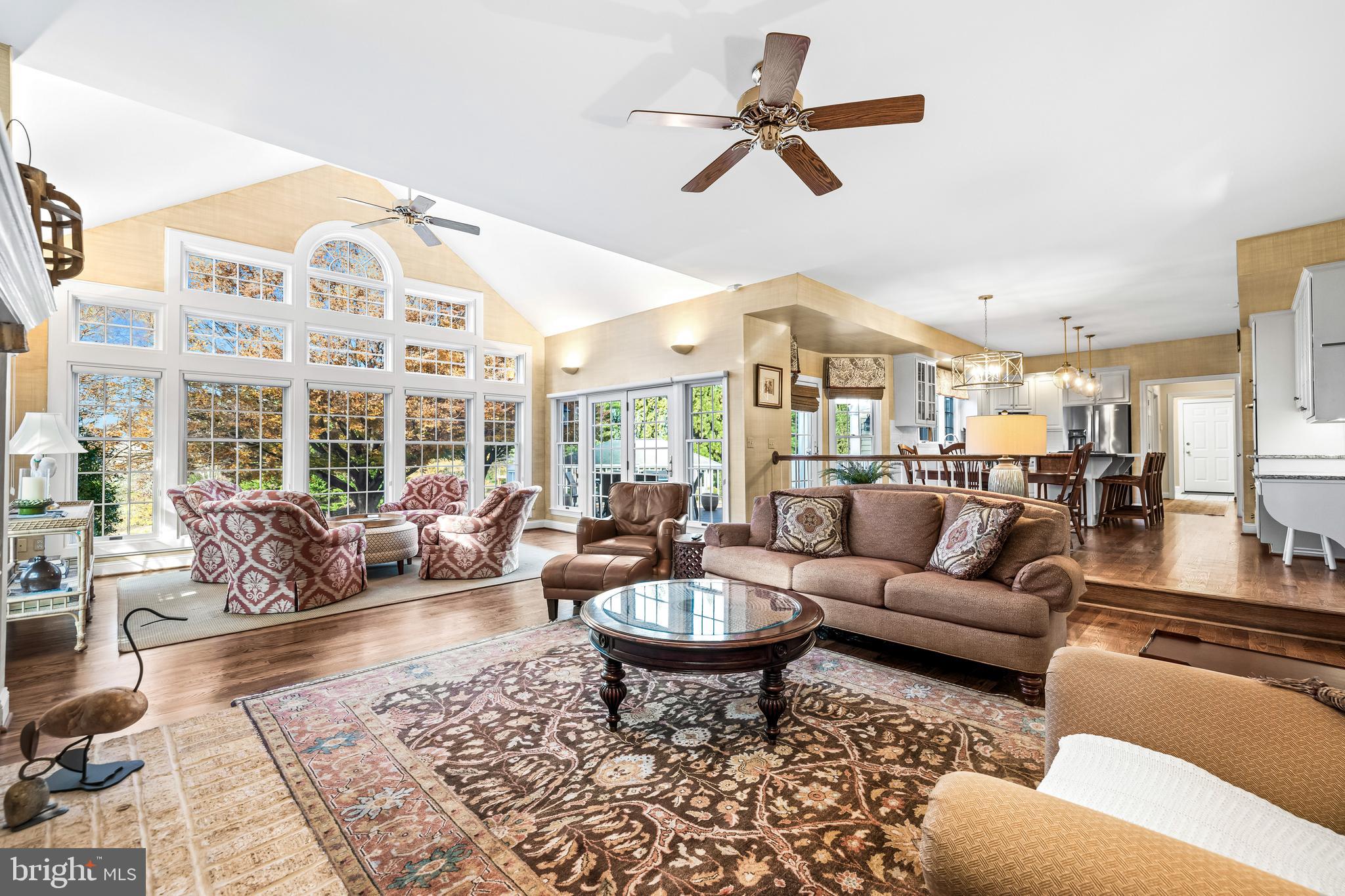 HILLSYDE HUNT - Residential