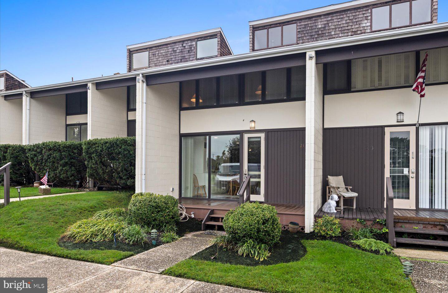 21 S RODNEY DRIVE