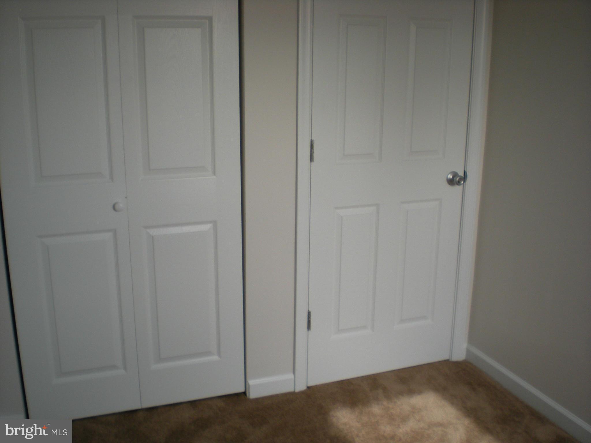 RIVERVIEW - Residential