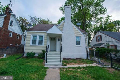 4704 QUADRANT STREET CAPITOL HEIGHTS MD 20743