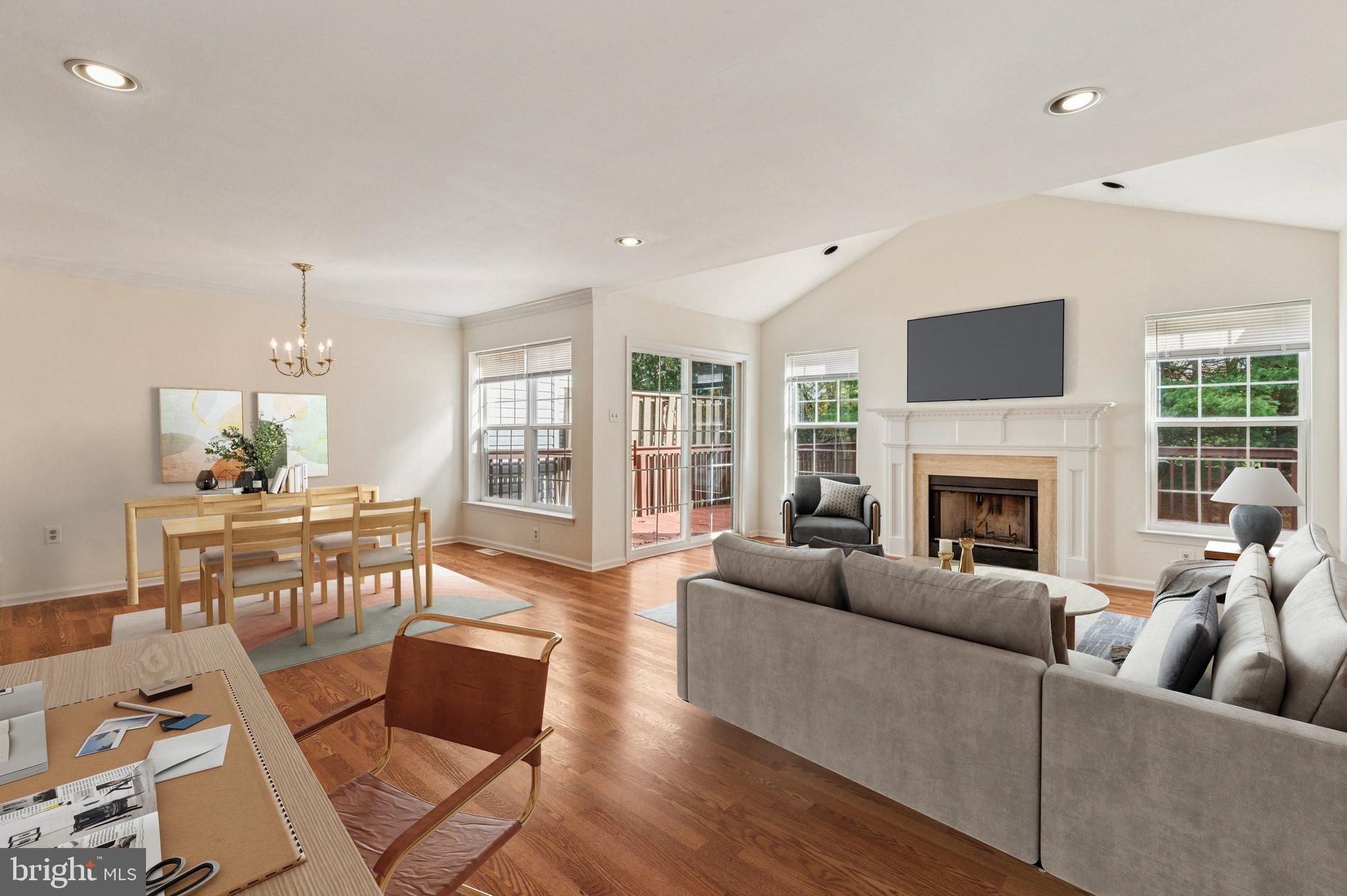 1016 GREENES WAY CIRCLE