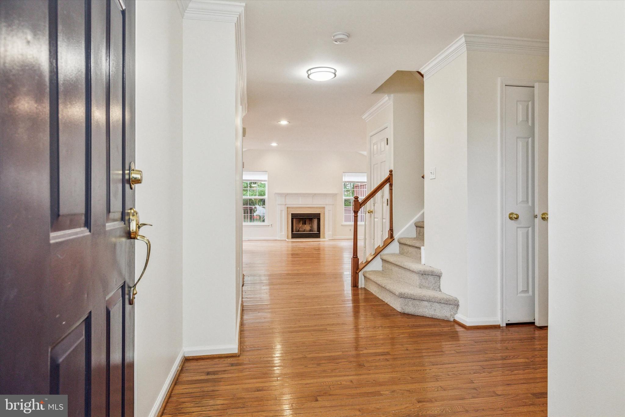 1016 GREENES WAY CIRCLE