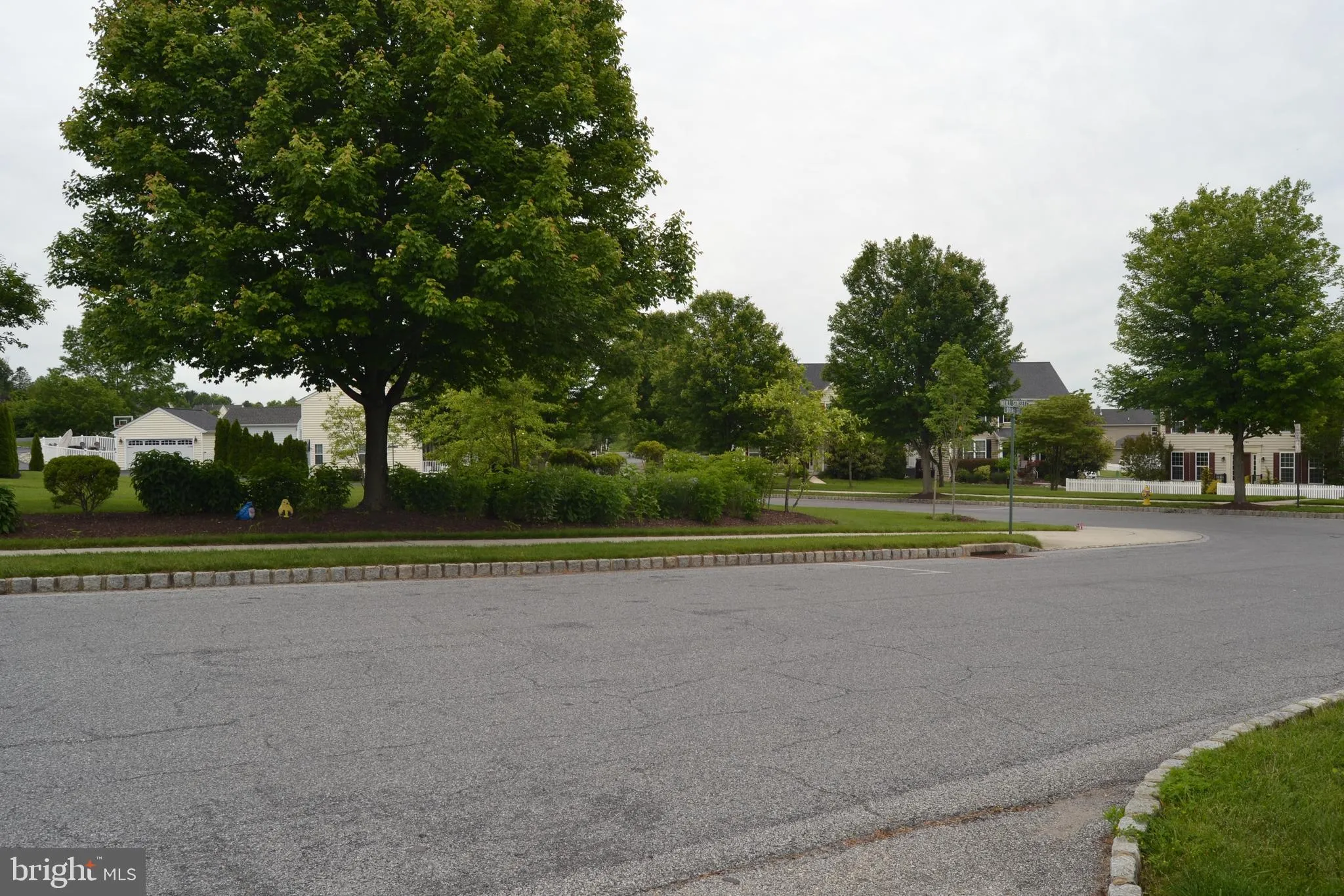 Cochranville, Pennsylvania 19330, United States, 5 Bedrooms Bedrooms, ,3 BathroomsBathrooms,Residential,Active,141980