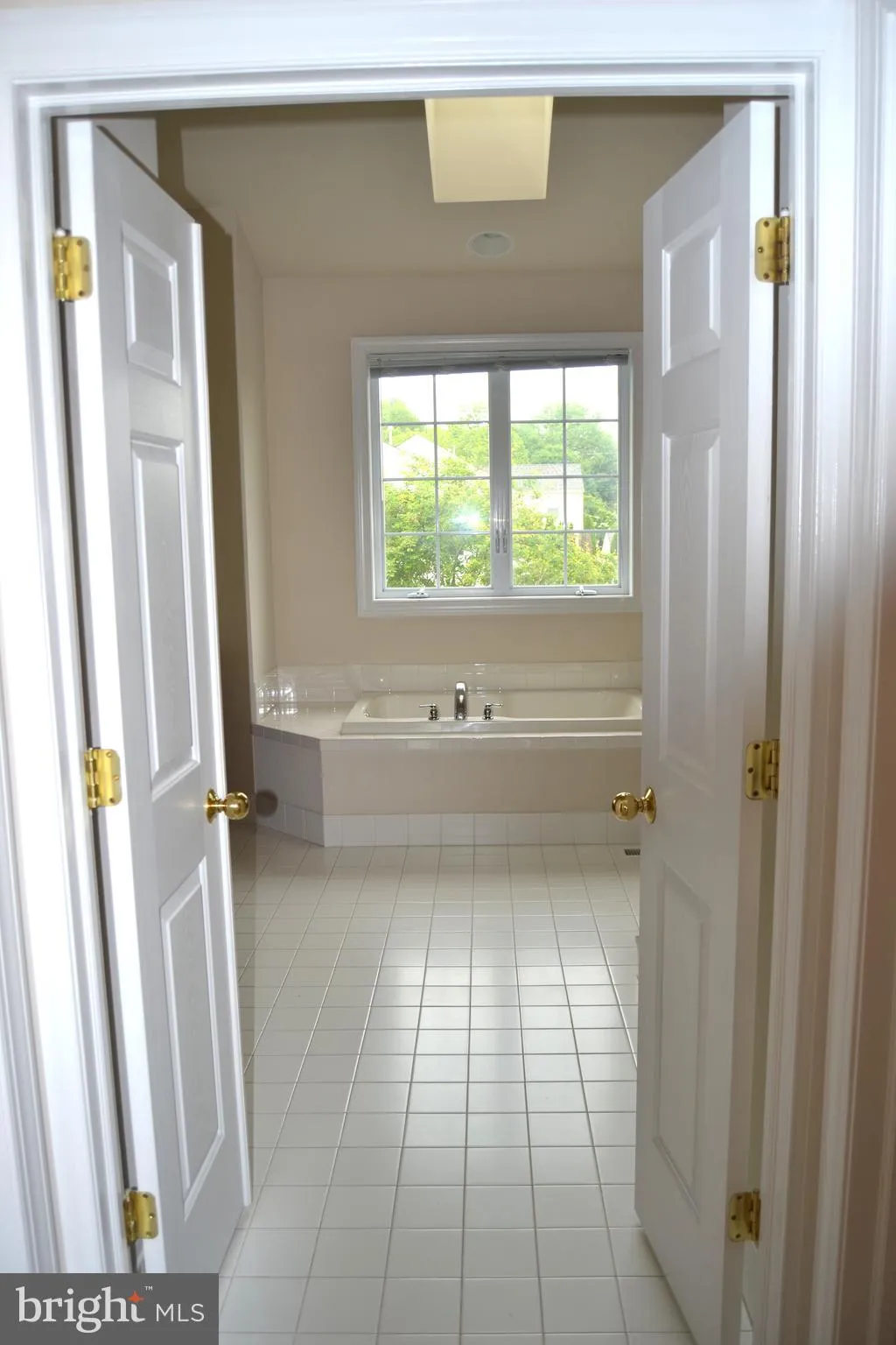 Cochranville, Pennsylvania 19330, United States, 5 Bedrooms Bedrooms, ,3 BathroomsBathrooms,Residential,Active,141980