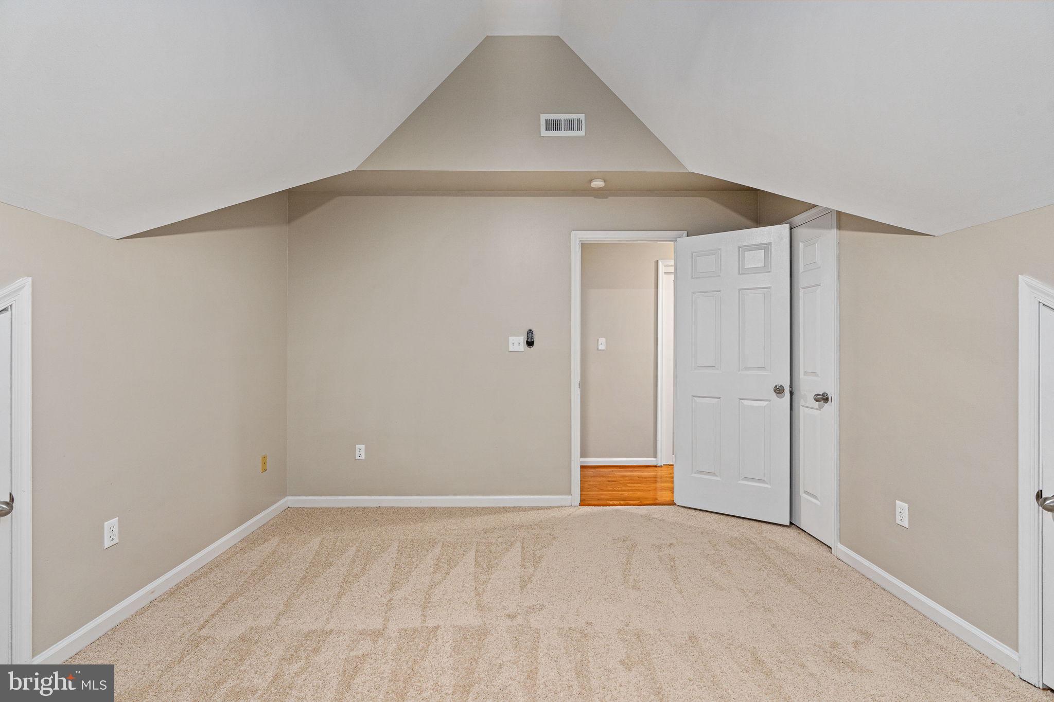 BLYTHEDALE - Residential