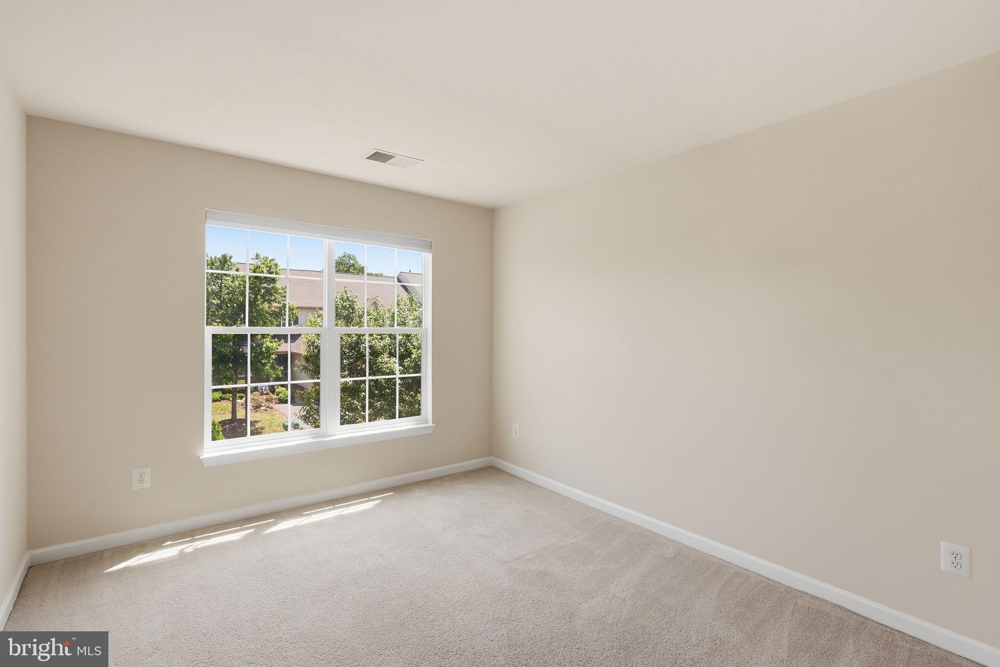 BELMONT LAND BAY - Residential