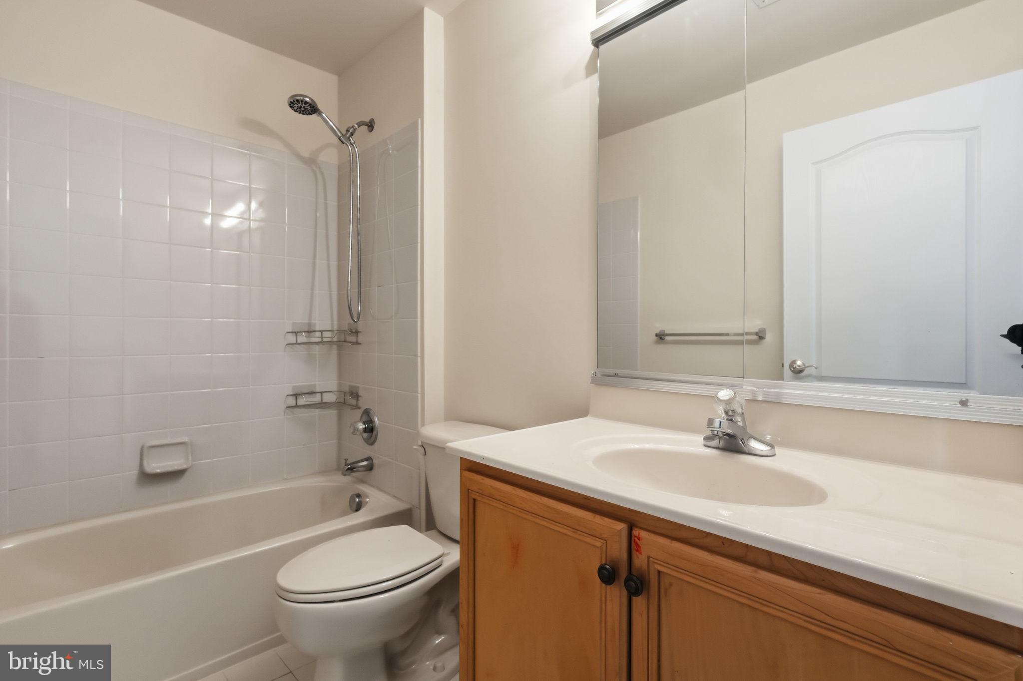 BELMONT LAND BAY - Residential