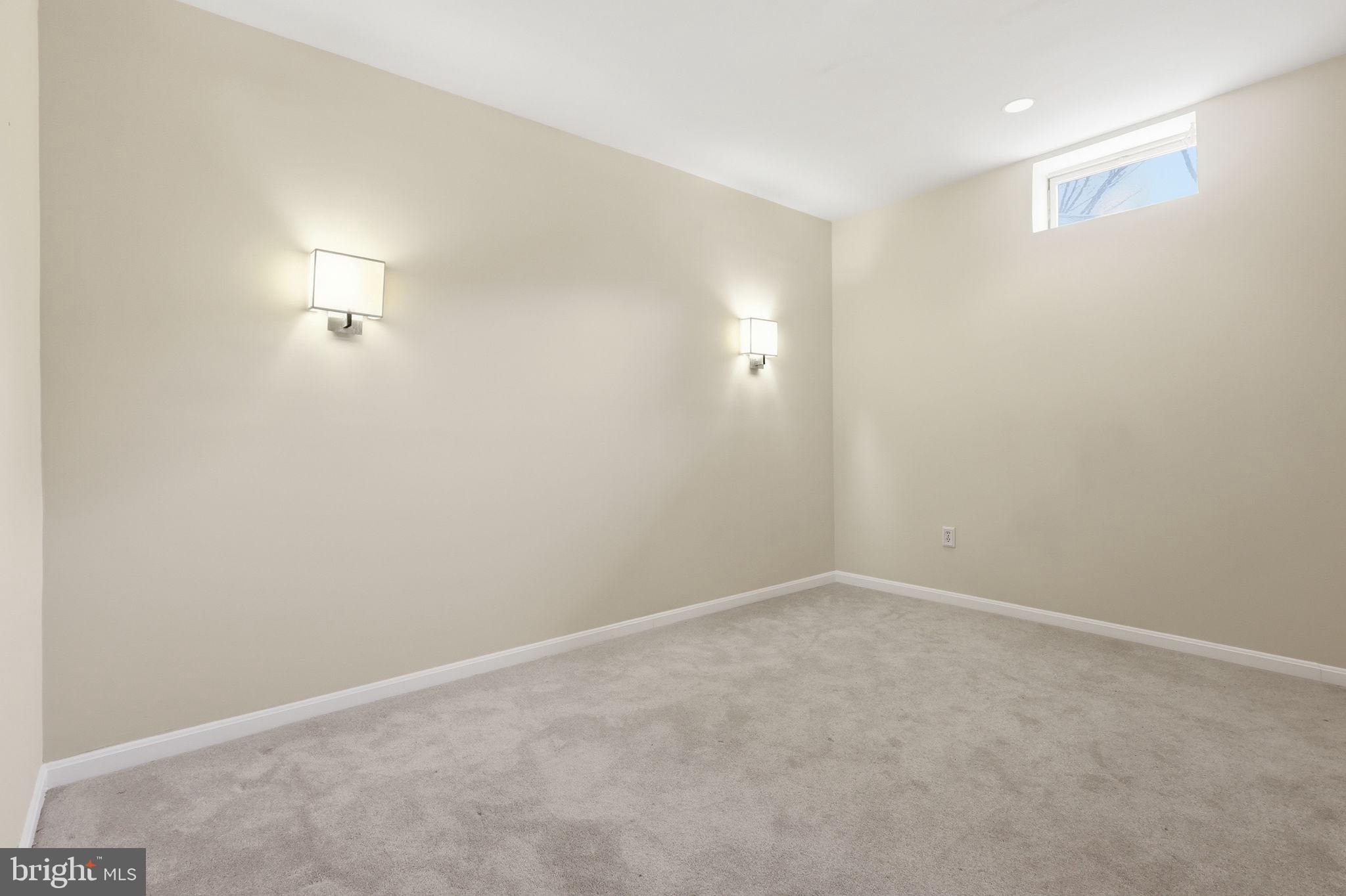 BELMONT LAND BAY - Residential