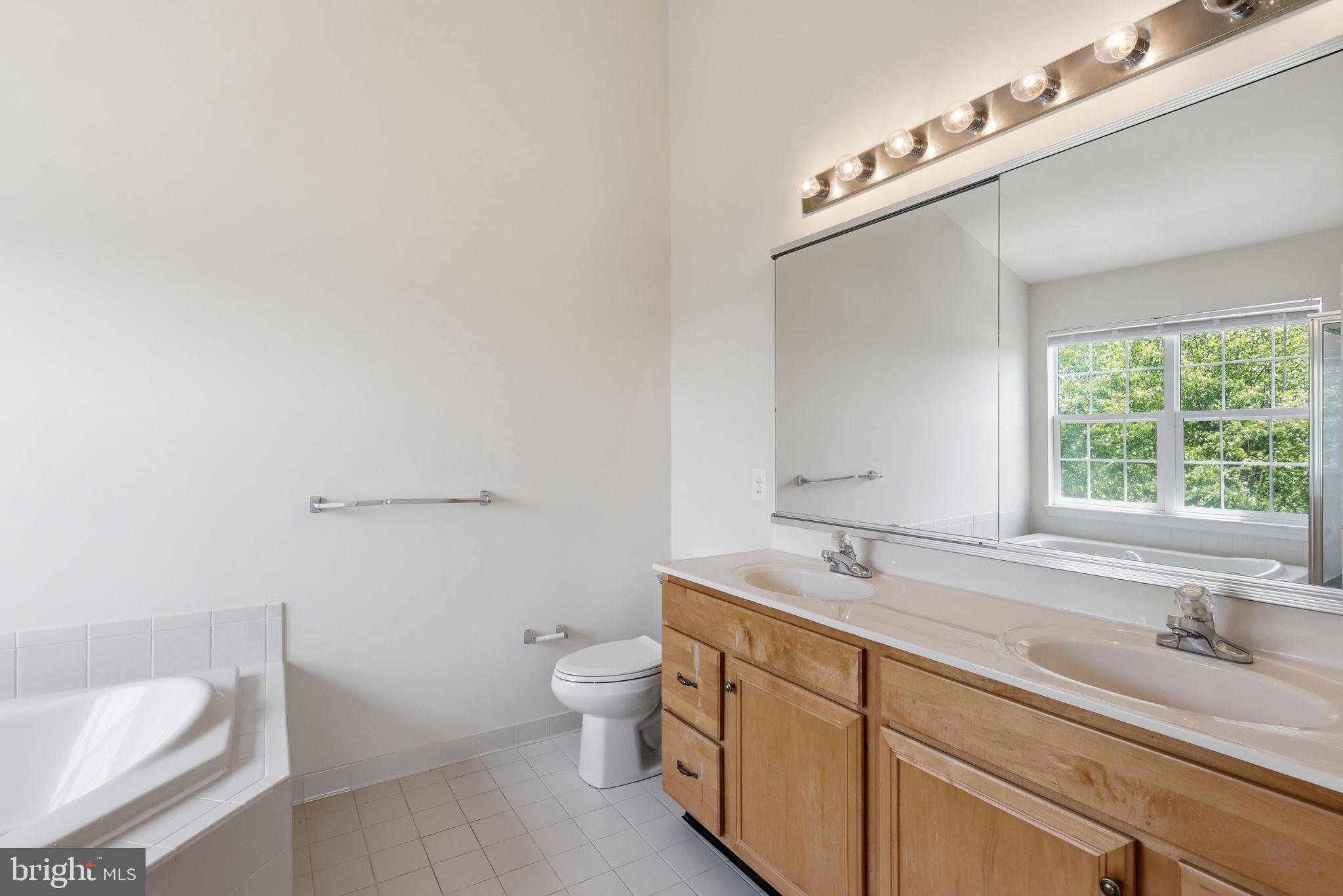BELMONT LAND BAY - Residential