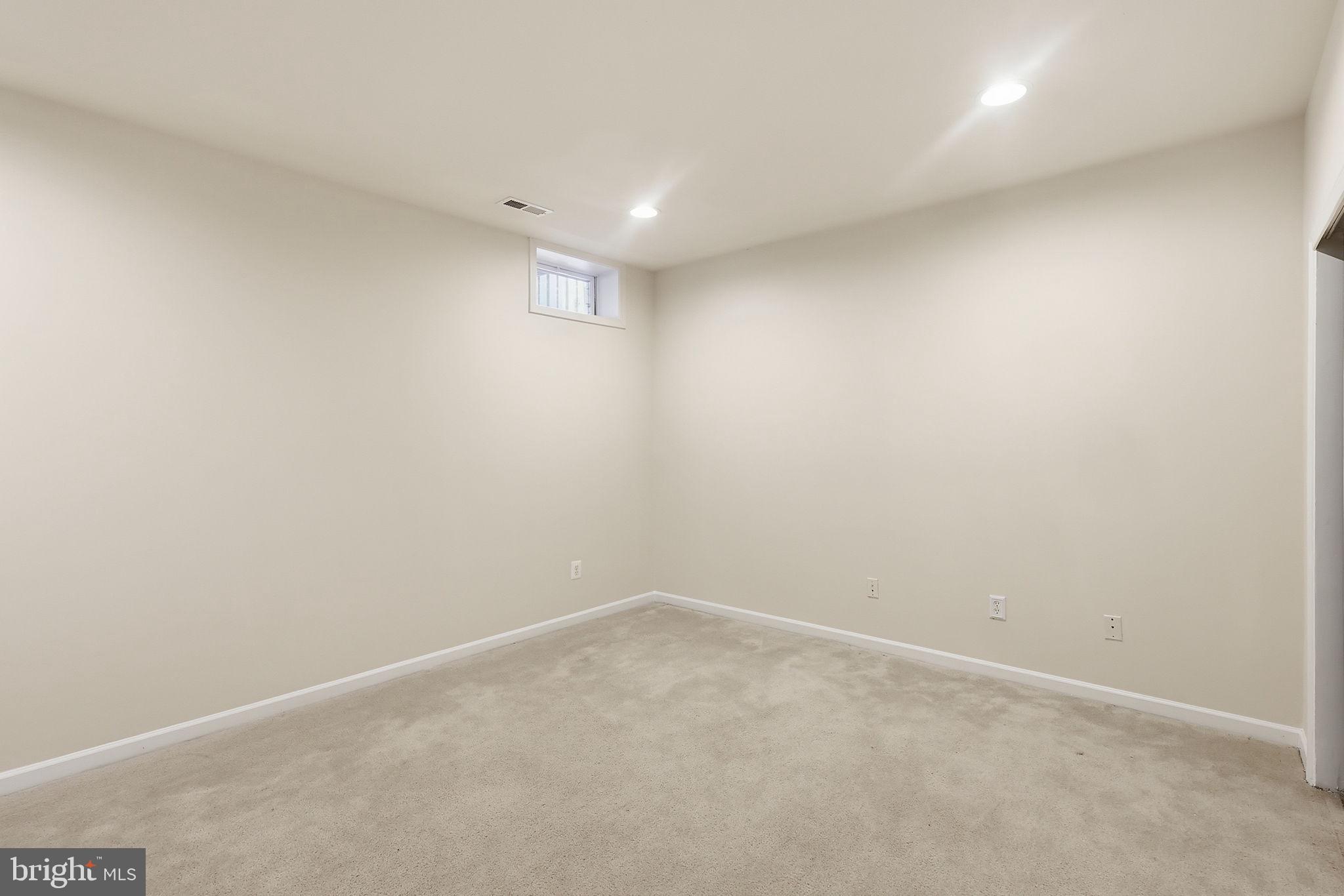 BELMONT LAND BAY - Residential