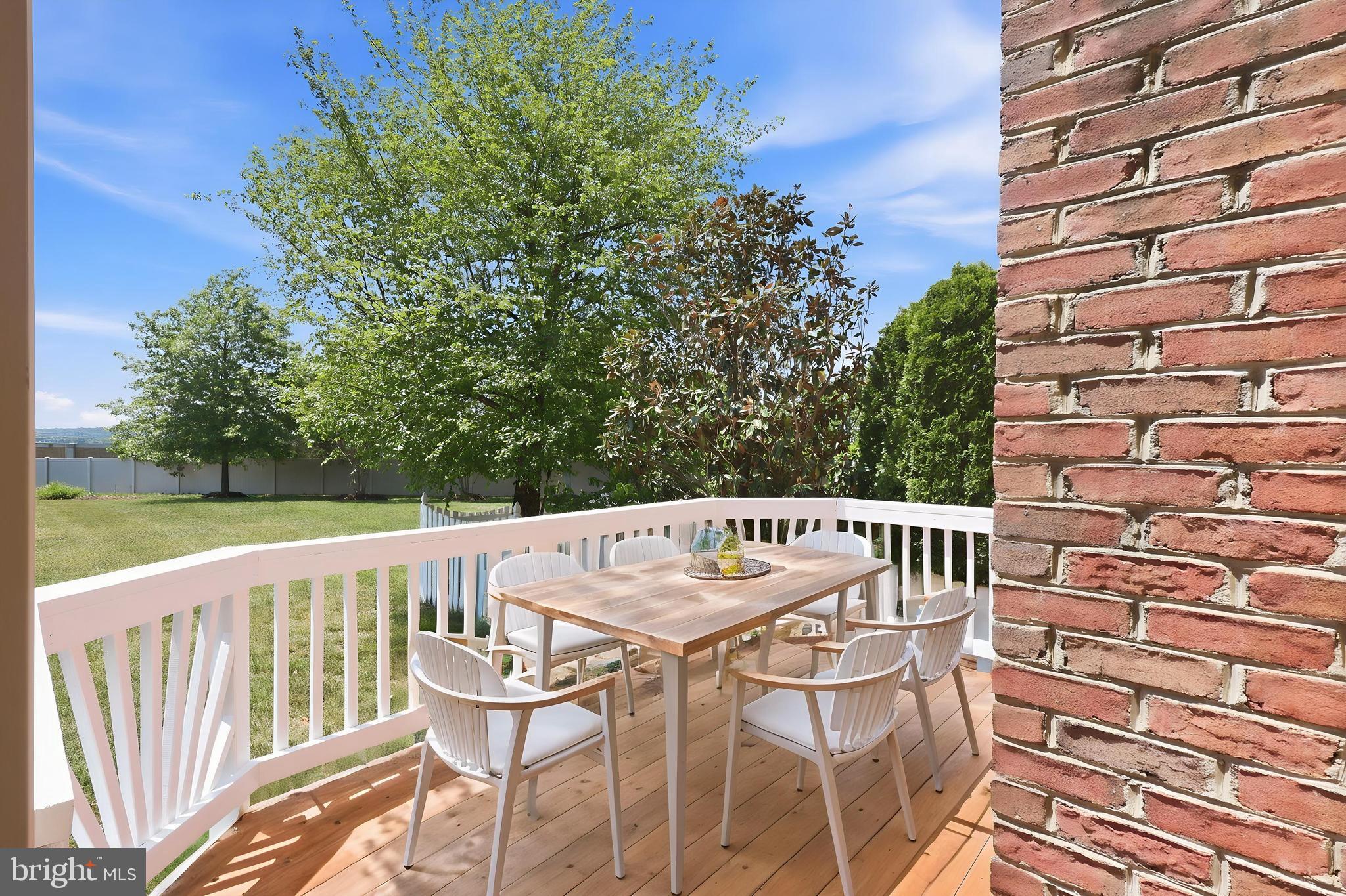 BELMONT LAND BAY - Residential