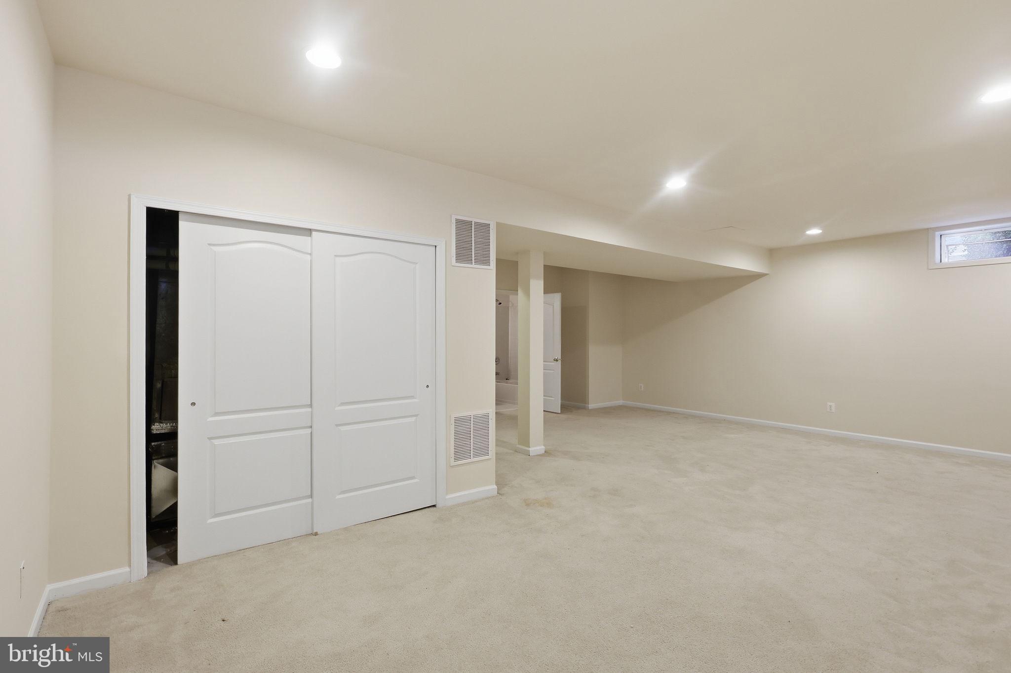 BELMONT LAND BAY - Residential