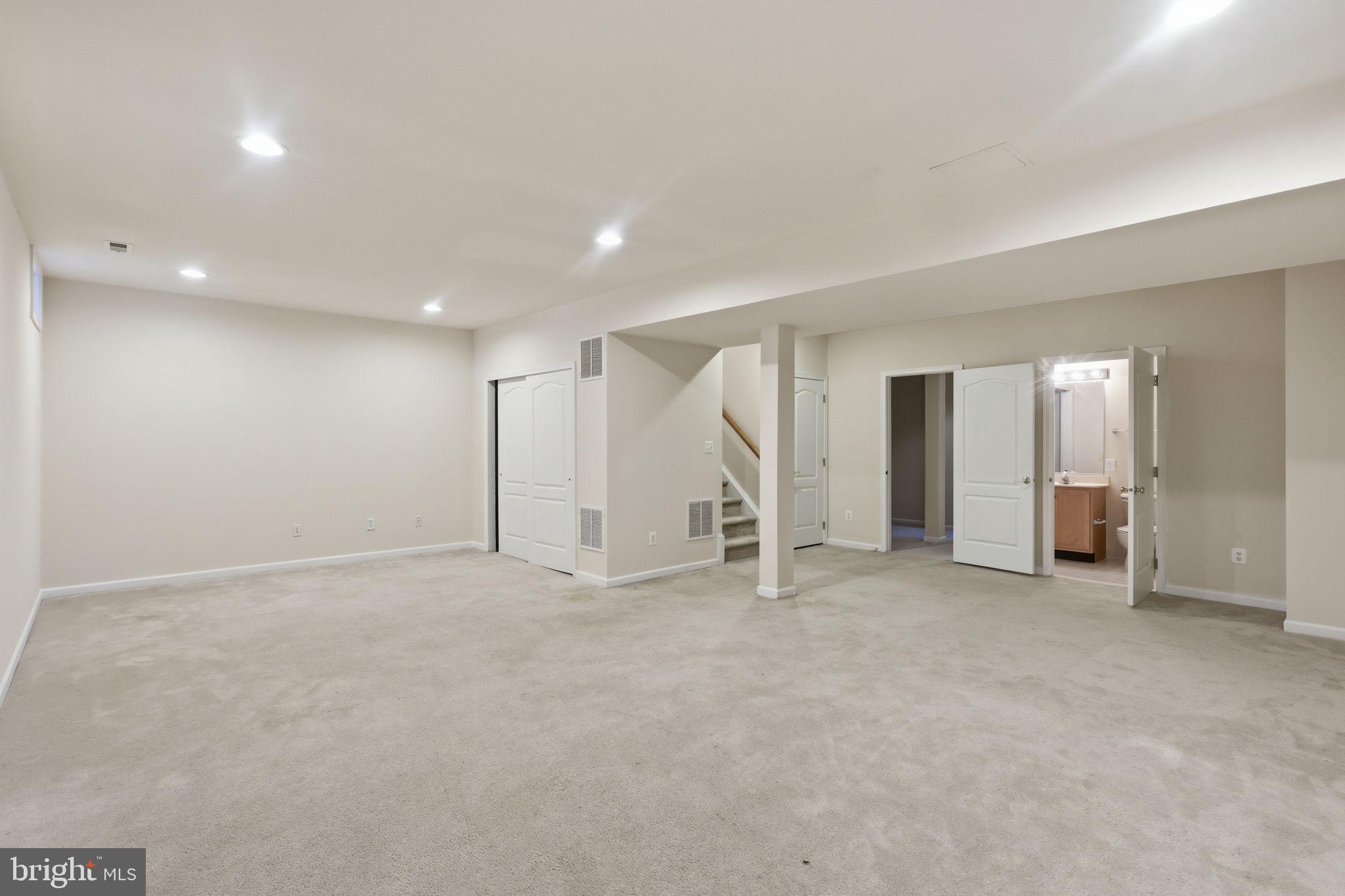 BELMONT LAND BAY - Residential