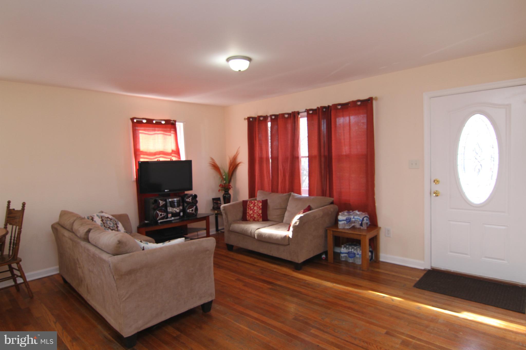 NORTH FORESTVILLE - Residential