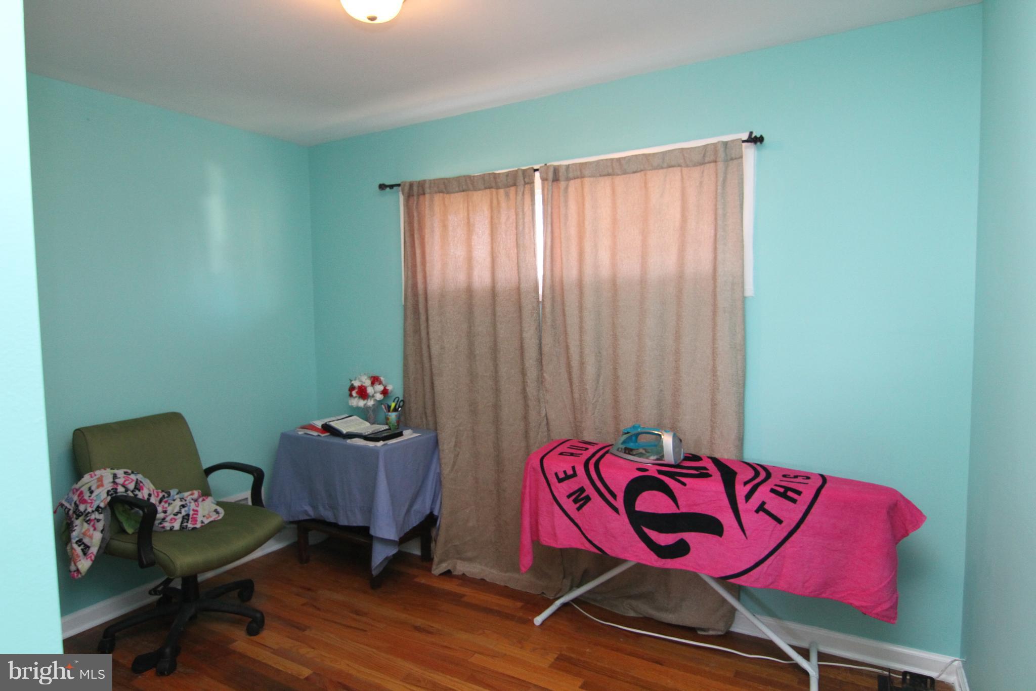 NORTH FORESTVILLE - Residential