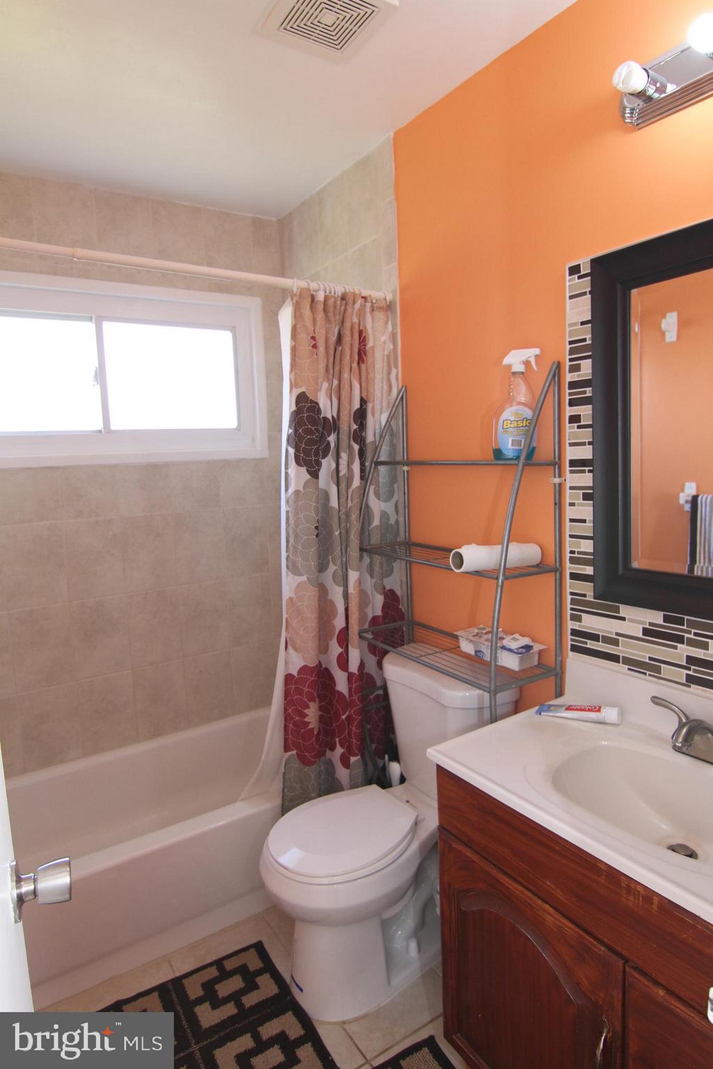 NORTH FORESTVILLE - Residential