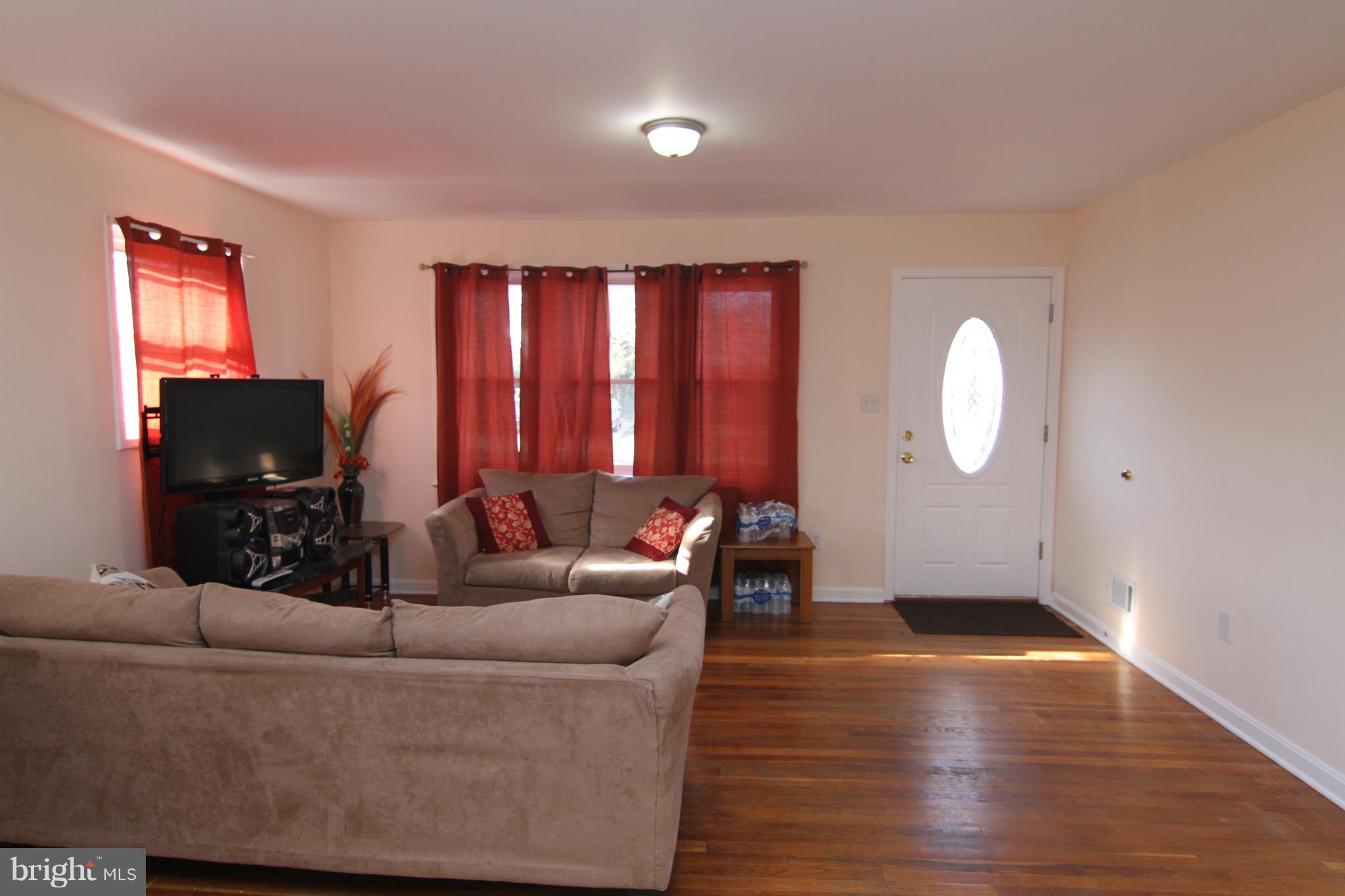 NORTH FORESTVILLE - Residential