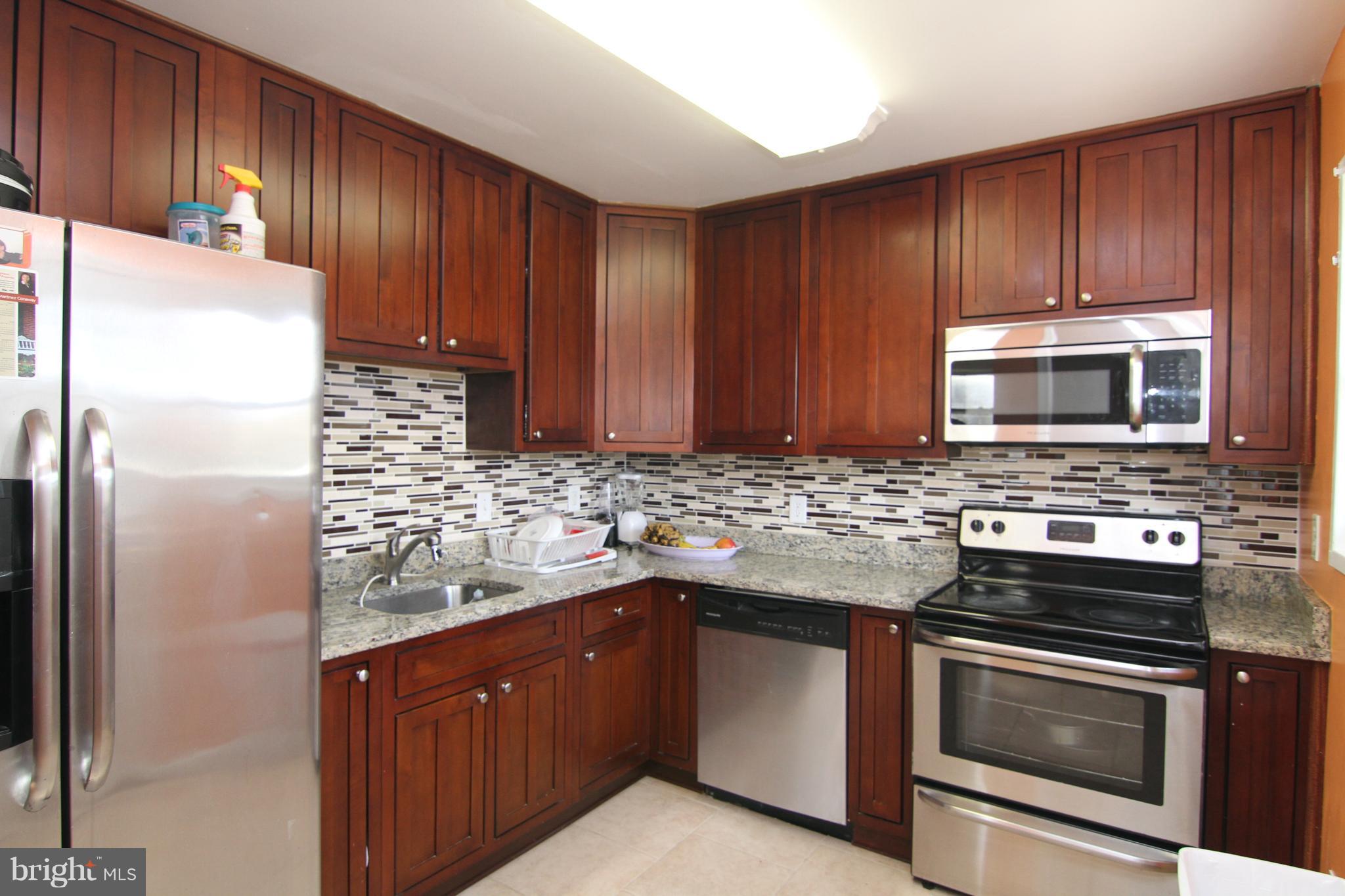 NORTH FORESTVILLE - Residential