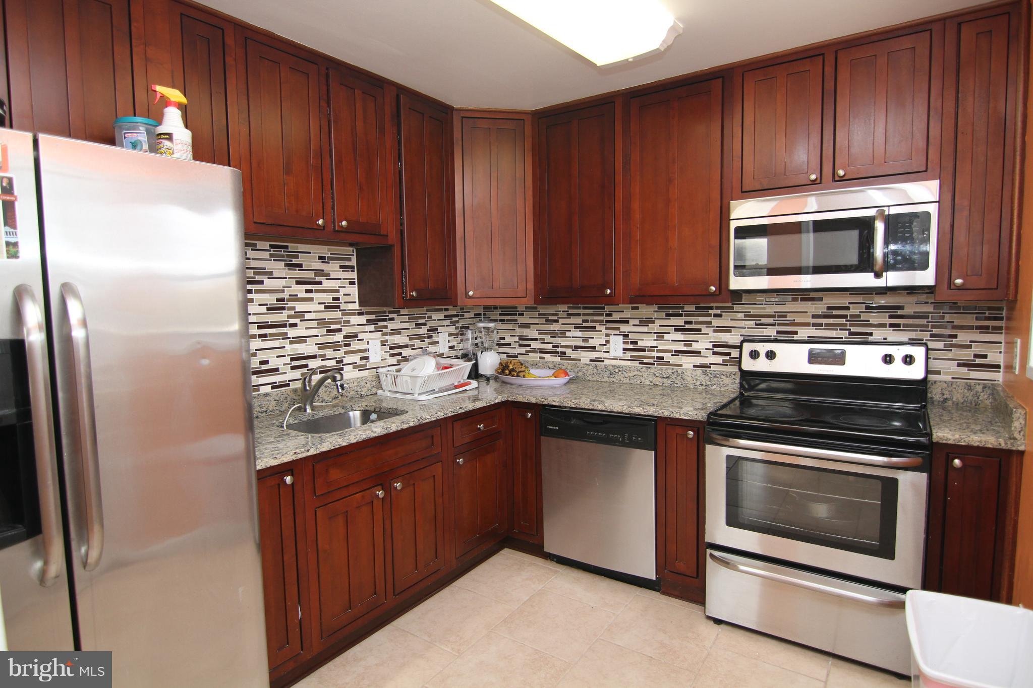 NORTH FORESTVILLE - Residential