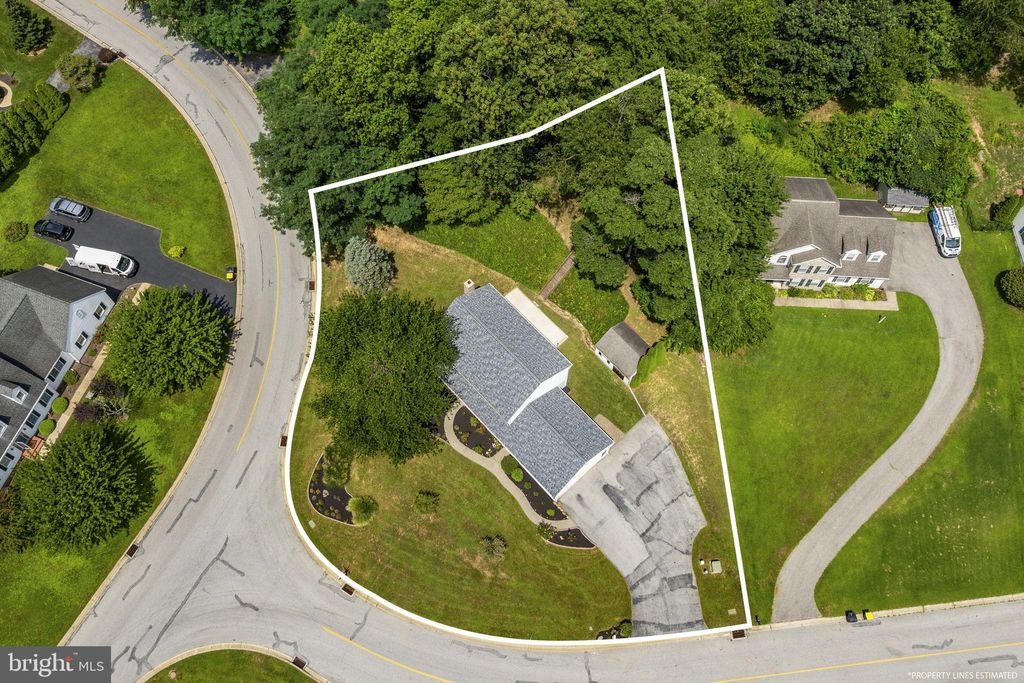 Photo of 961 Hidden Hollow Drive, GAP, PA 17527 (MLS # PALA2074016)