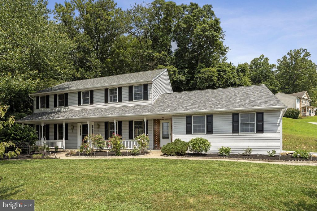 Photo of 961 Hidden Hollow Drive, GAP, PA 17527 (MLS # PALA2074016)