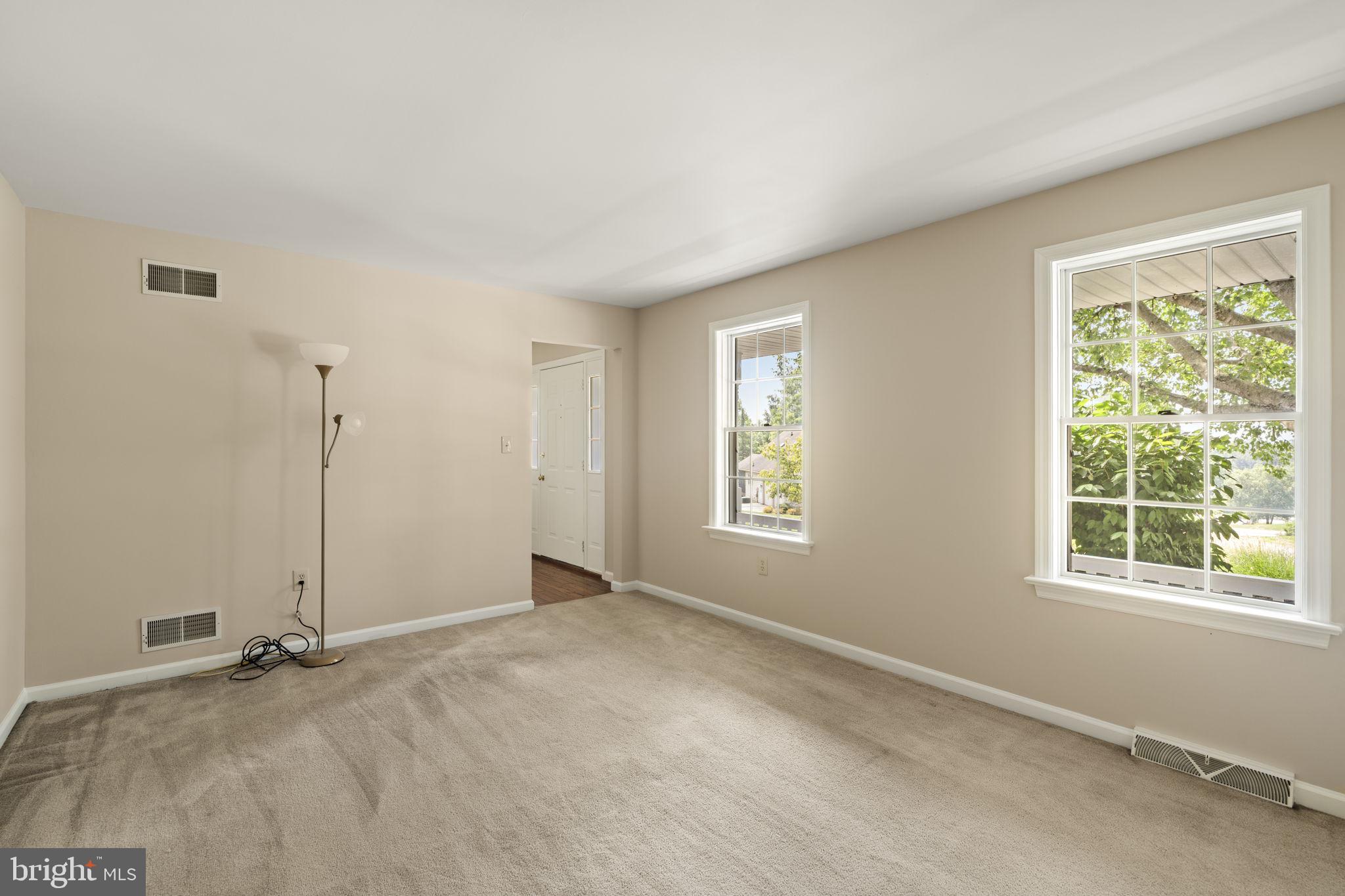 961 HIDDEN HOLLOW DRIVE