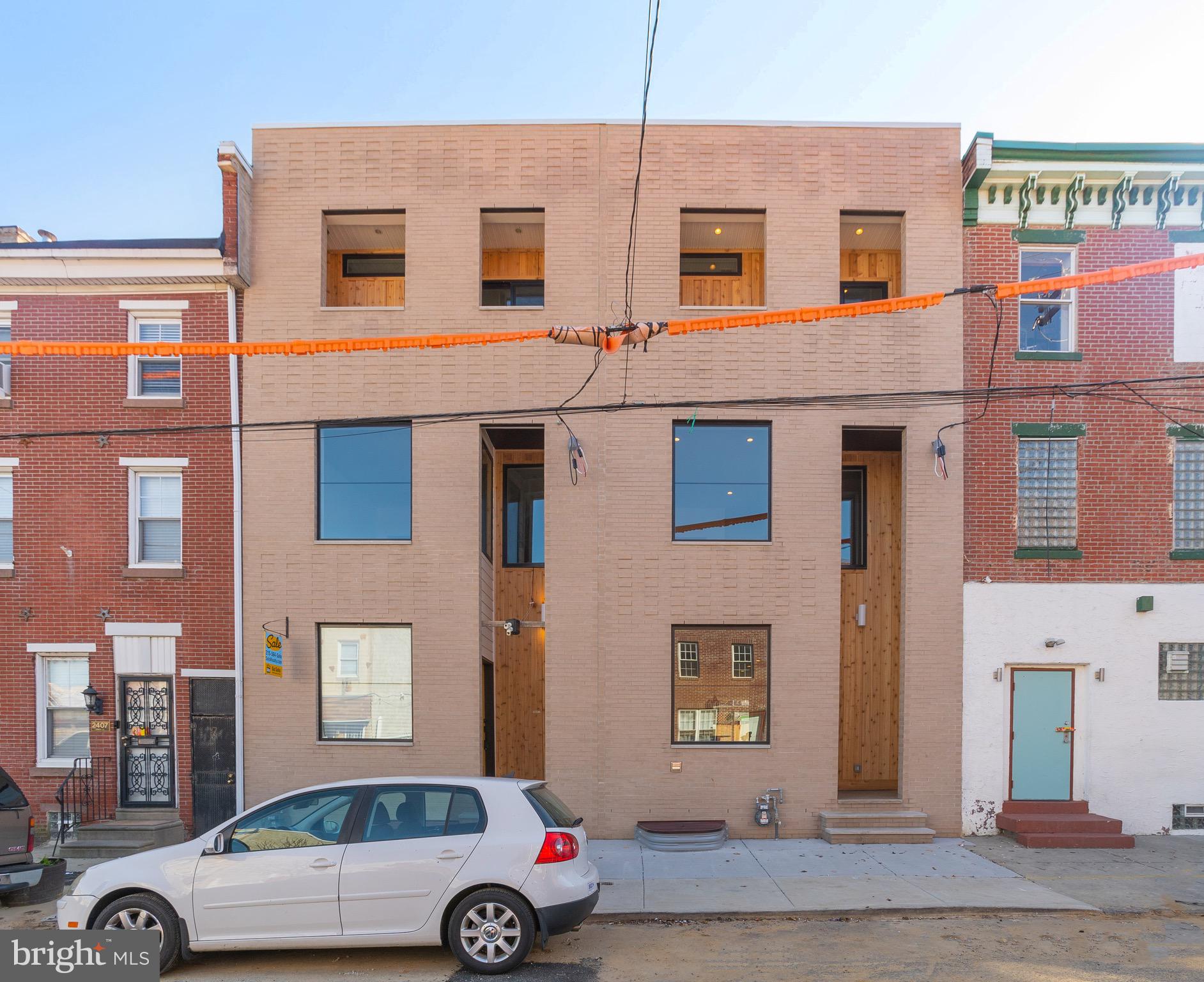 EAST KENSINGTON - Residential