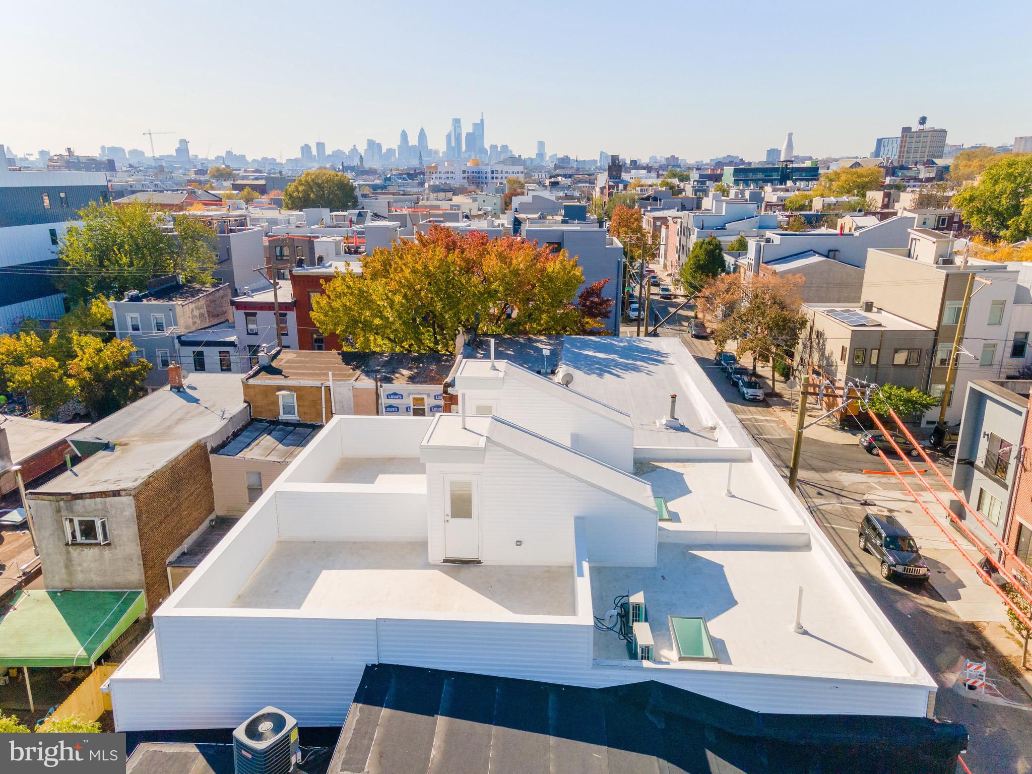 EAST KENSINGTON - Residential