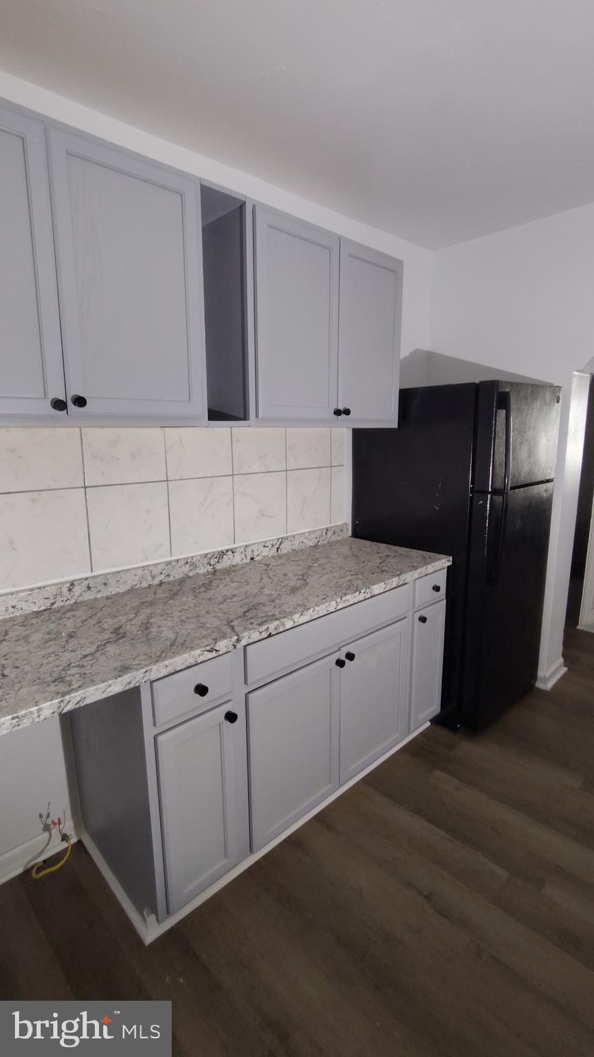 1855 E LIPPINCOTT STREET