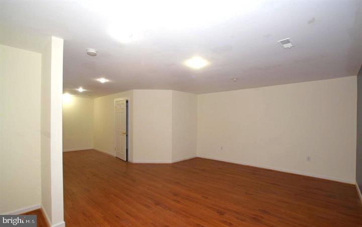 STAFFORD MEADOWS - Residential