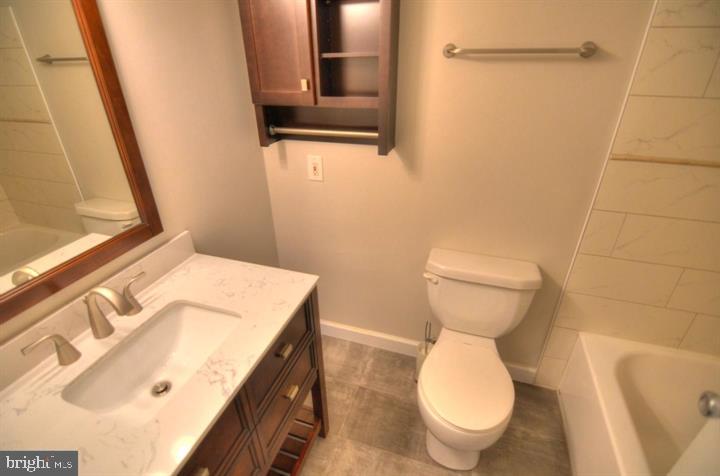 RESTON - Residential Lease