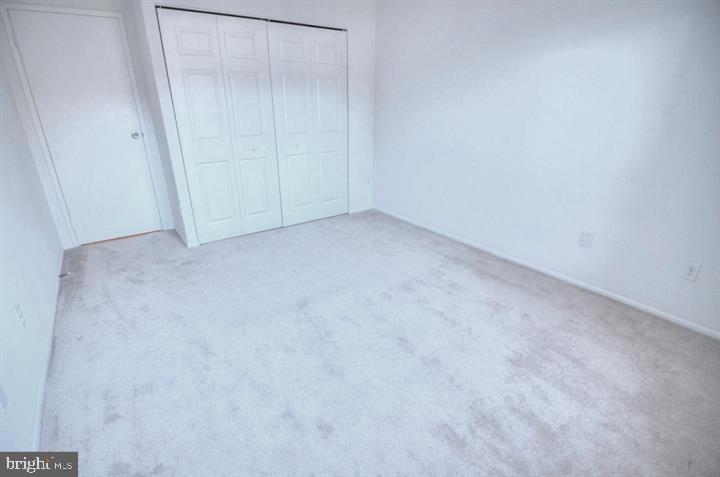 RESTON - Residential Lease