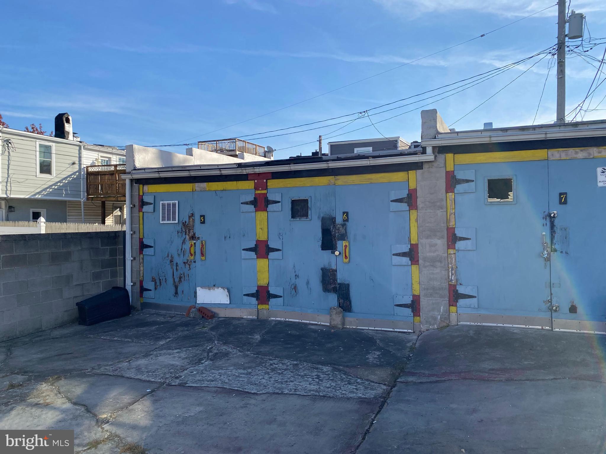 ES 12 FT ALLEY ALY