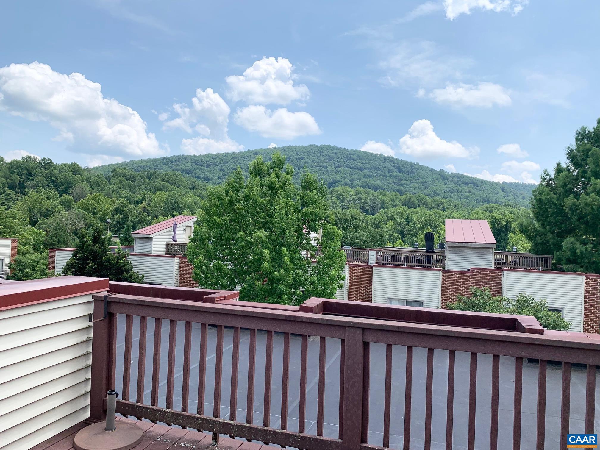 LINDEN TOWN LOFTS - Residential Lease