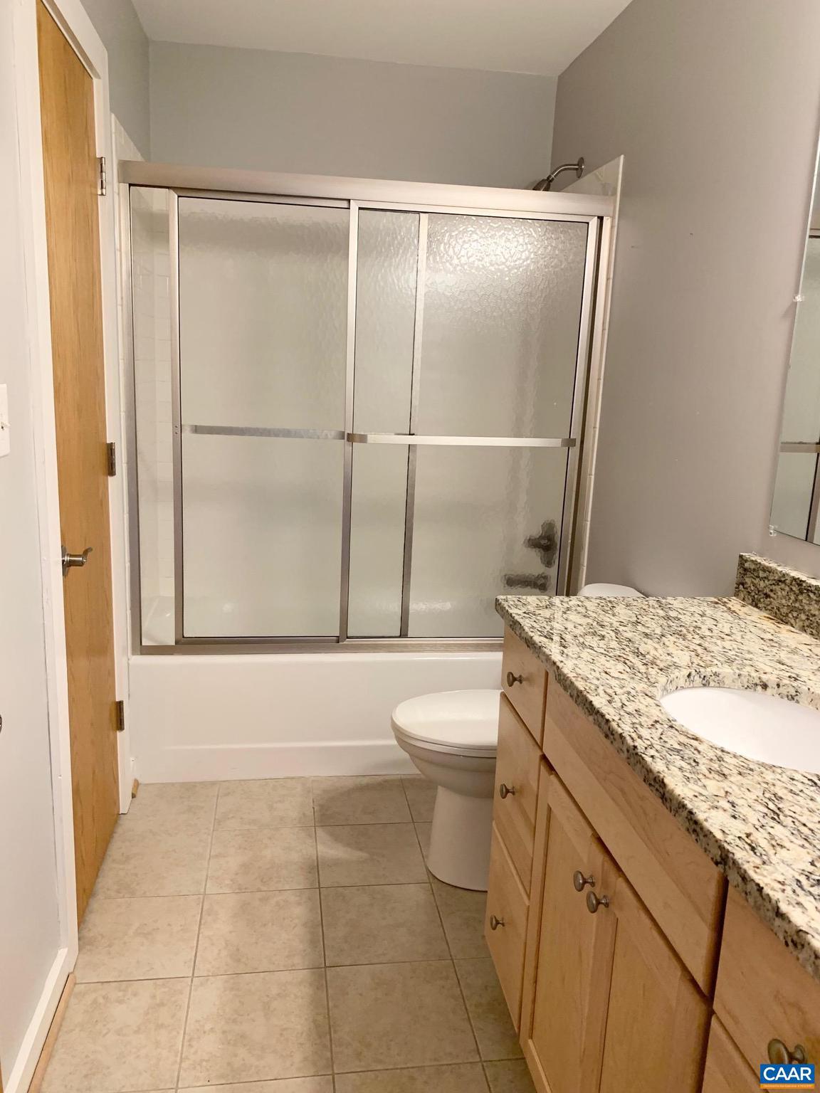 LINDEN TOWN LOFTS - Residential Lease