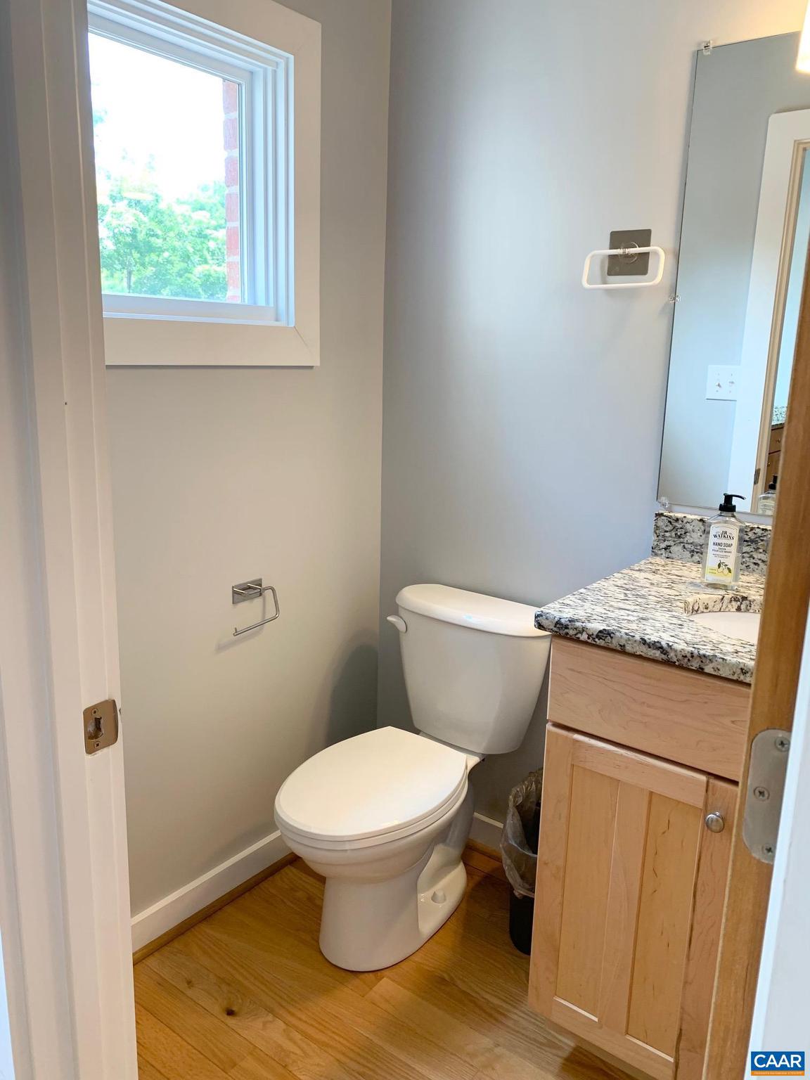 LINDEN TOWN LOFTS - Residential Lease