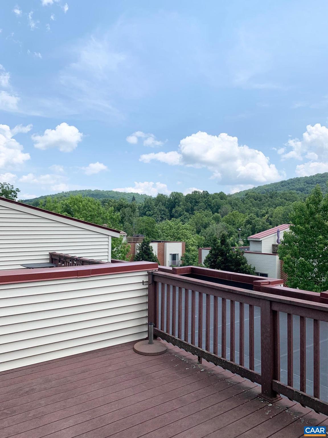 LINDEN TOWN LOFTS - Residential Lease