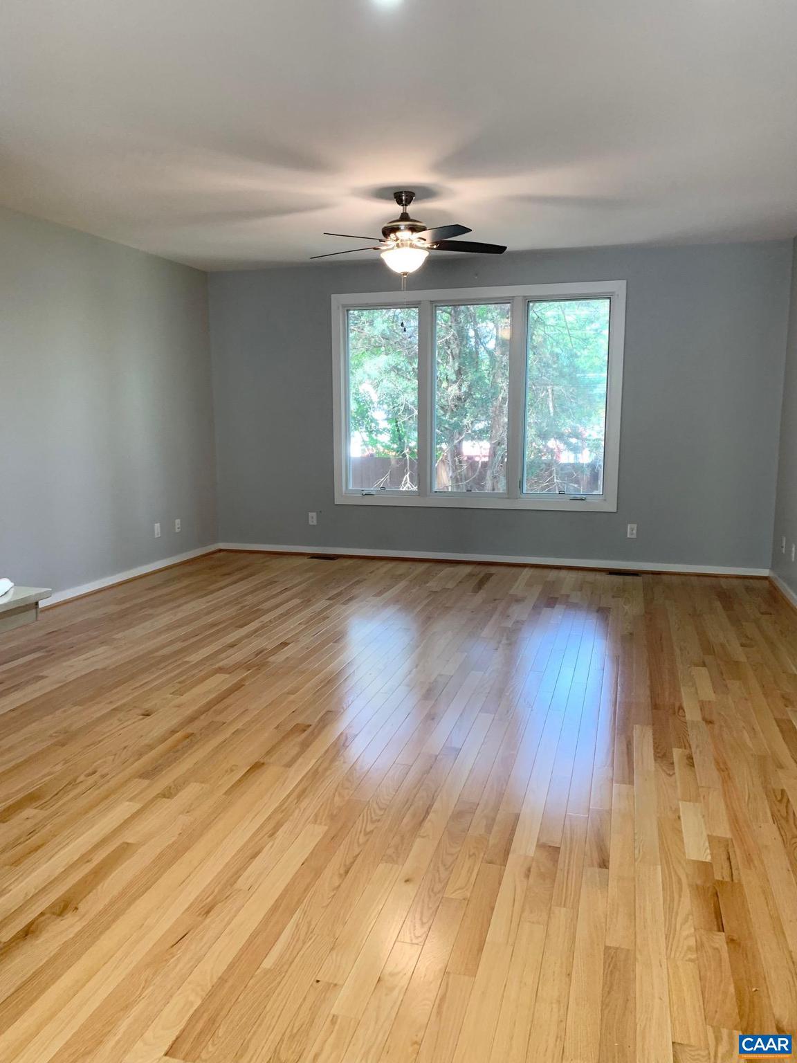 LINDEN TOWN LOFTS - Residential Lease