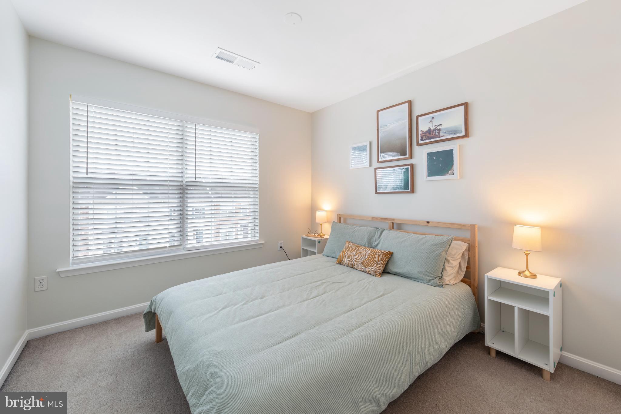 POTOMAC STATION - Residential