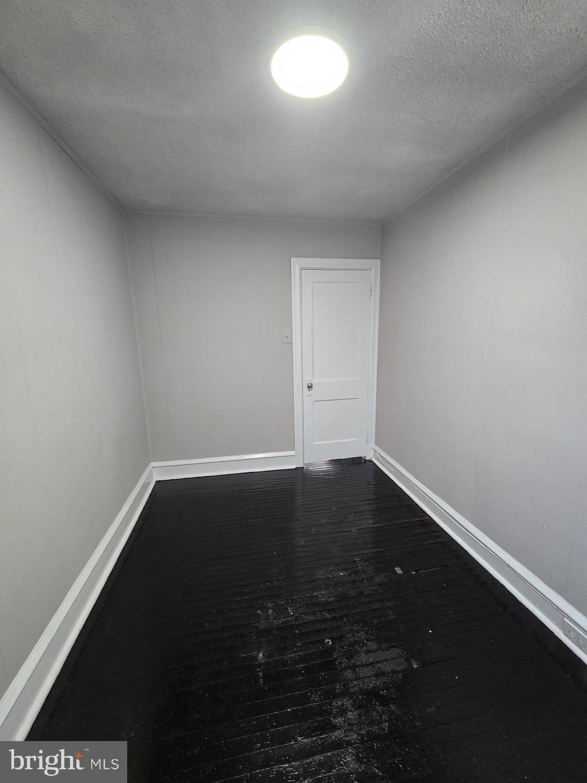 EAST OAK LANE - Residential Lease