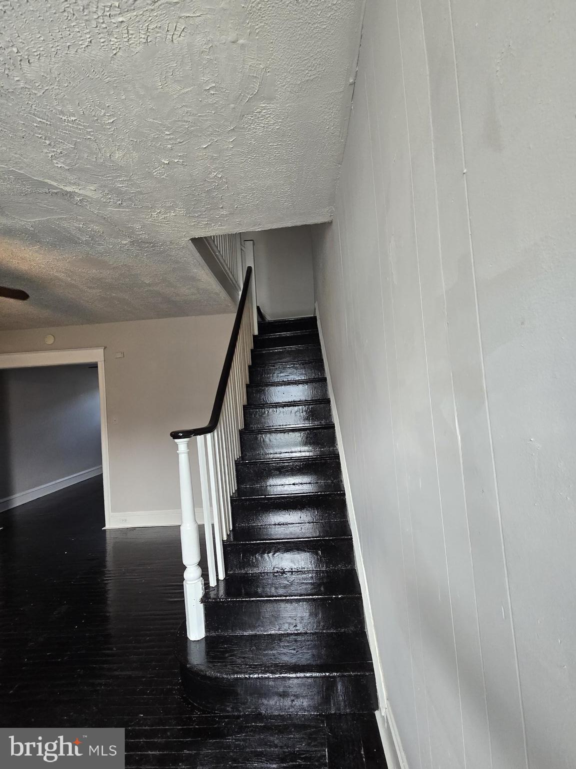 EAST OAK LANE - Residential Lease