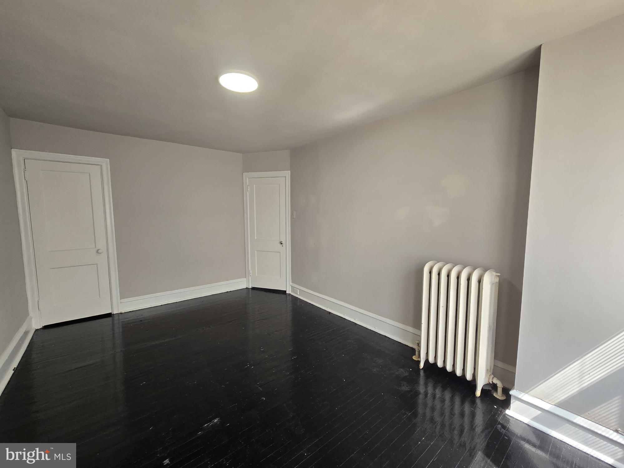 EAST OAK LANE - Residential Lease