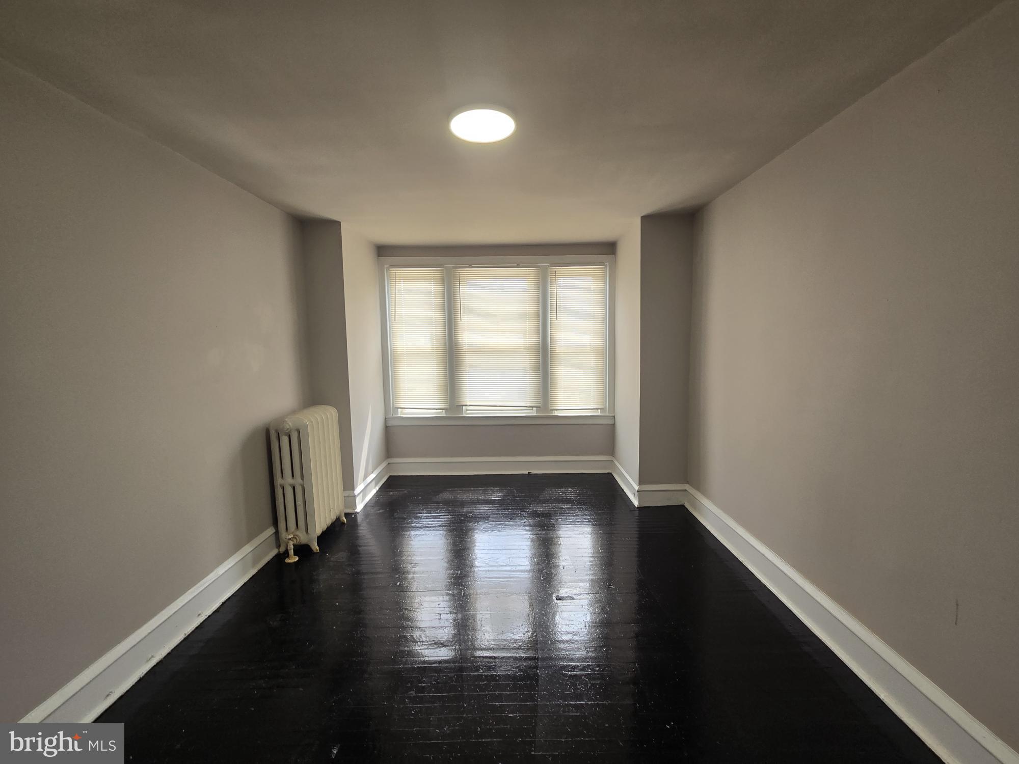 EAST OAK LANE - Residential Lease