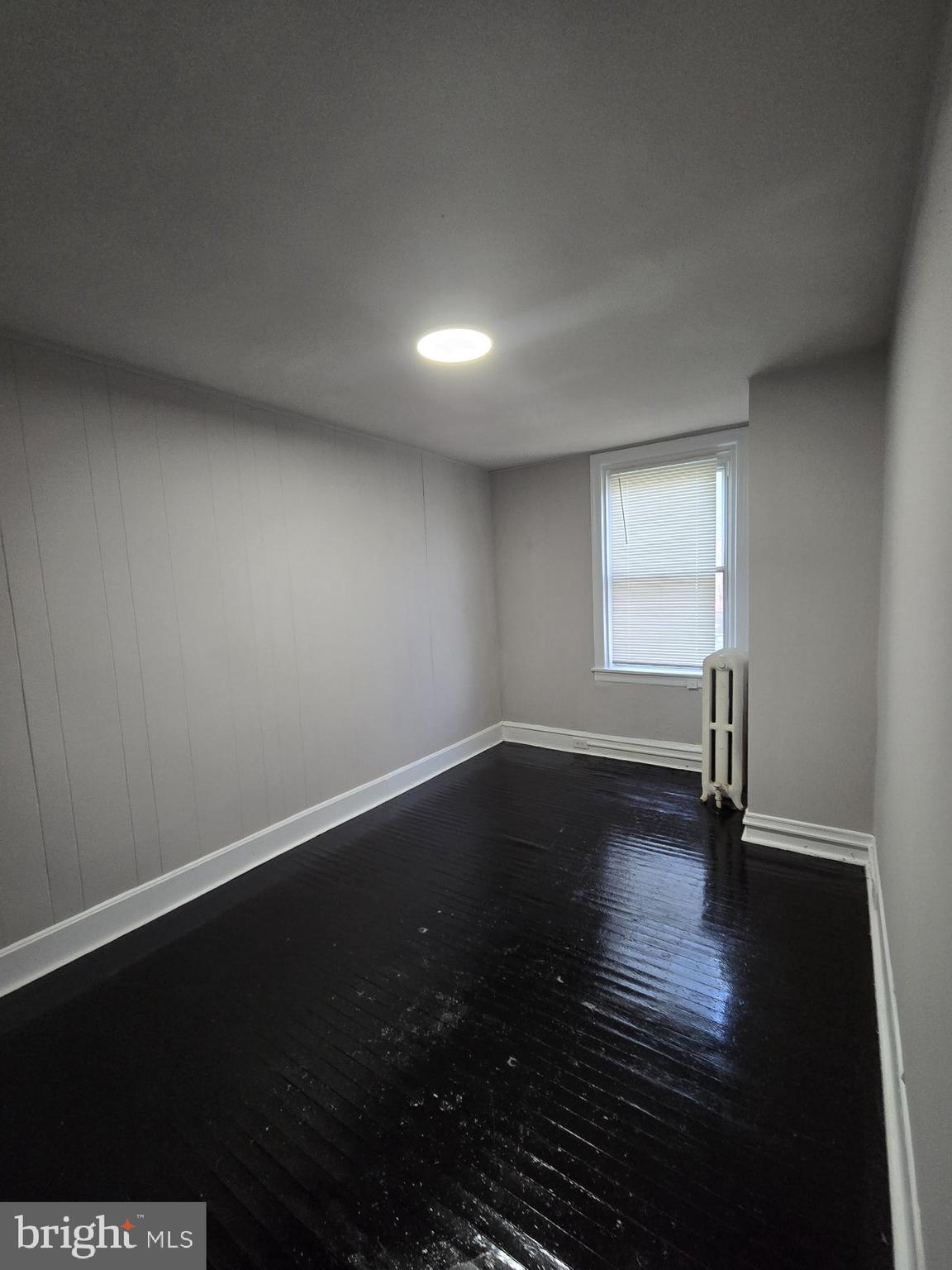 EAST OAK LANE - Residential Lease